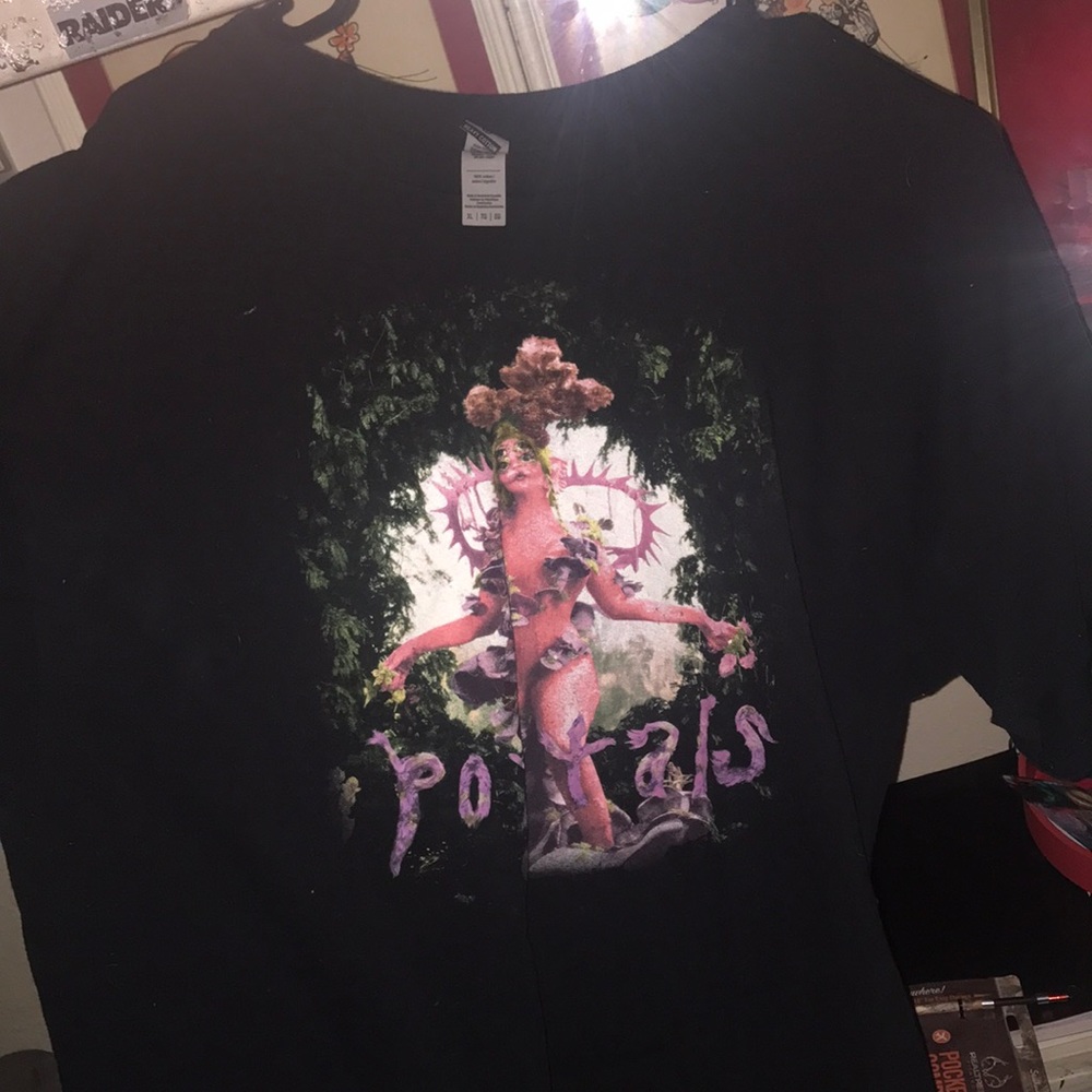 Hot Topic Melanie Martinez Portals album merch tee shirt XL